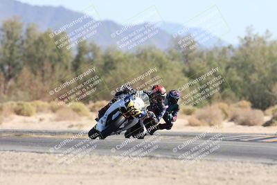 media/Nov-01-2025-CVMA (Sat) [[fc0f7531b8]]/Race 4-500-400-350 Supersport/